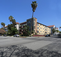 Building Photo - 464 S. Berendo St.