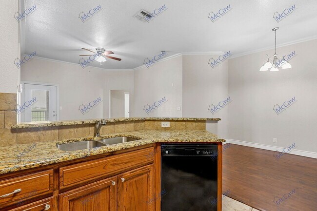 Building Photo - 301 County Rd 207