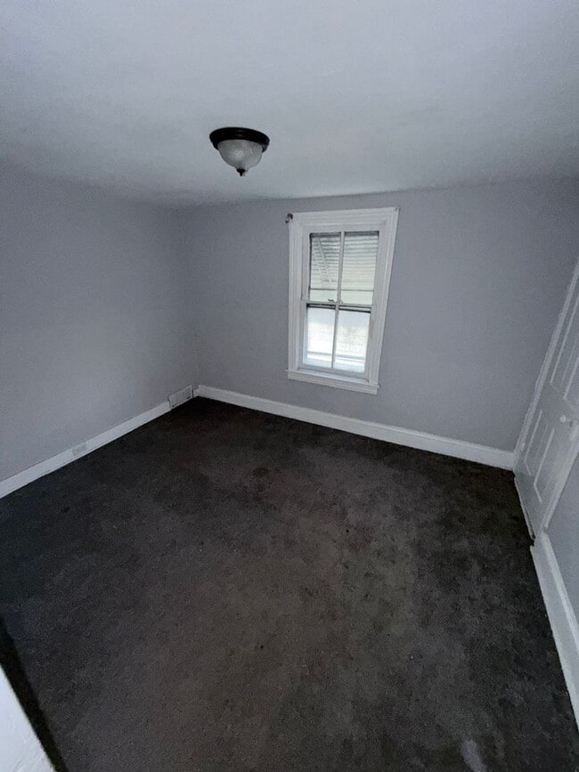 Building Photo - 46 Hancock St