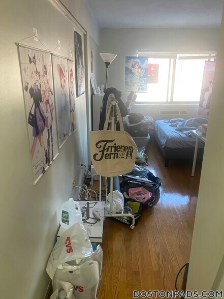 Building Photo - 1110 Commonwealth Ave