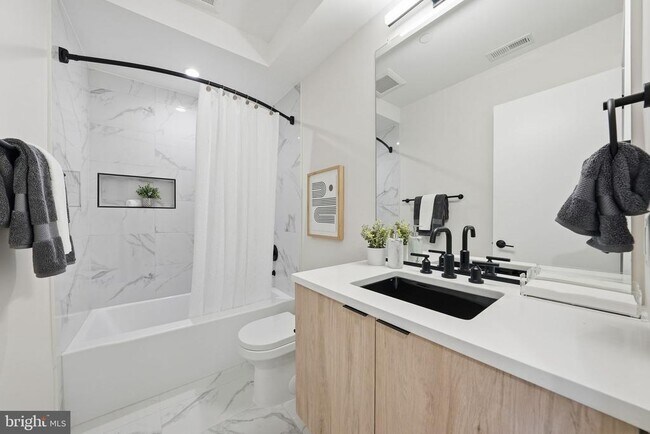 Building Photo - 2134 Wisconsin Ave NW