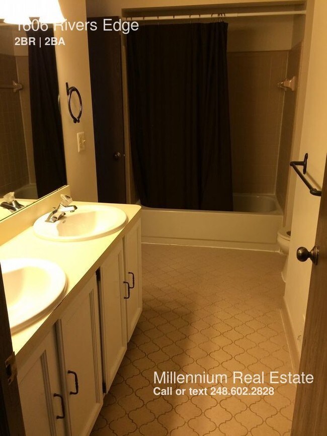 Building Photo - 1606 Rivers Edge