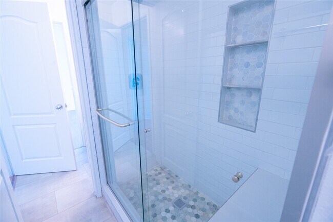 Building Photo - 6002 Mystic Berry Dr