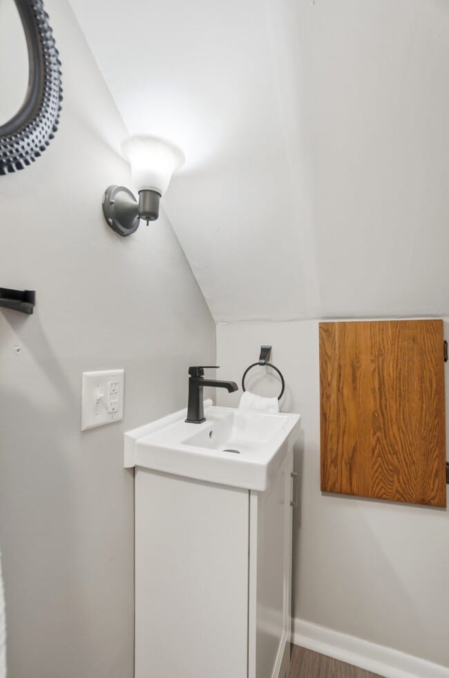 Building Photo - 4120 Kentland Ave