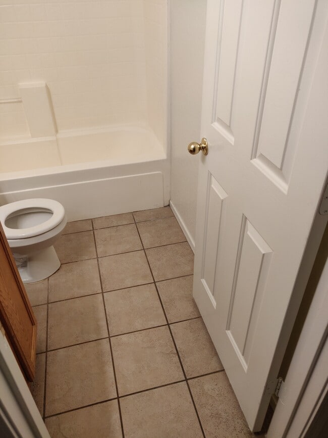 Building Photo - 3214 S 104th Ln