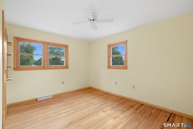 Building Photo - 29 Lowery Dr