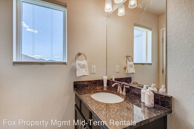 Building Photo - 2 br, 3 bath House - 11243 Colony Cir