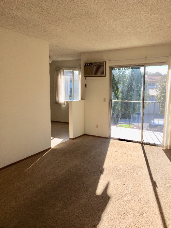 Building Photo - 2750 Park Ave