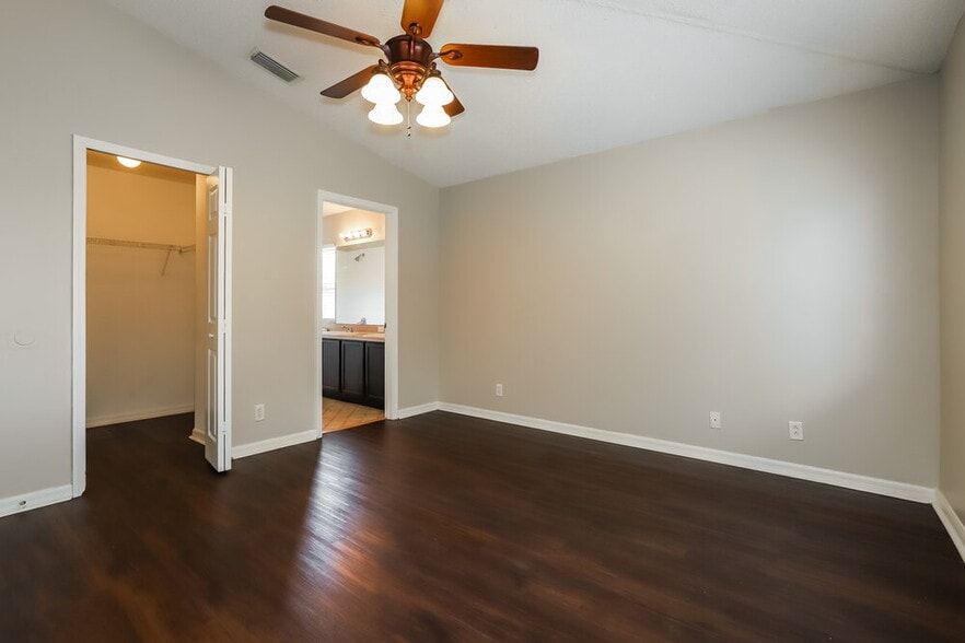 Building Photo - 13330 Prestwick Dr