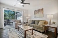 Building Photo - 975 Shadowridge Dr SE
