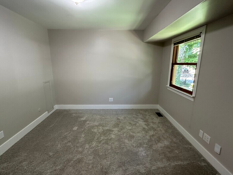 Second bedroom with front view of nature. - 2154 Willowgrove Ave