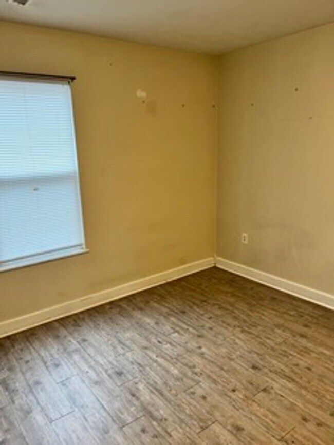 Building Photo - 1 bedroom in North Spokane!