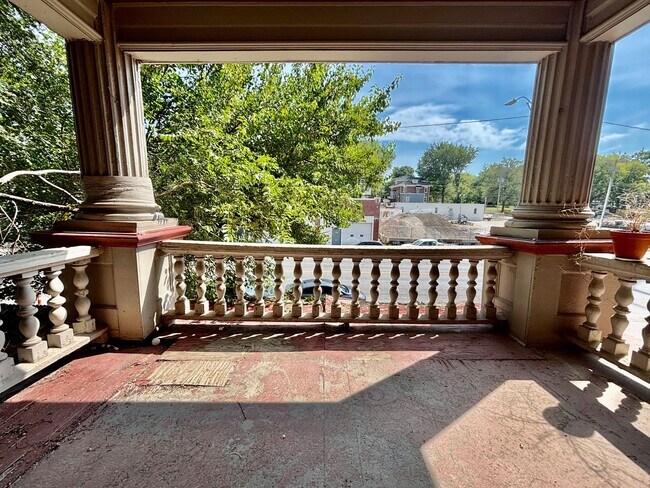 Building Photo - Shelby