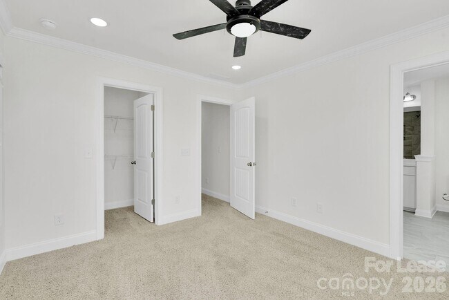 Building Photo - 11715 Clems Branch Dr