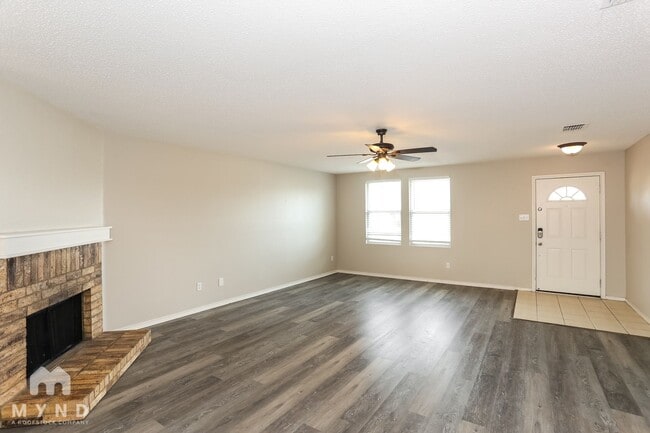 Building Photo - 1431 Windy Meadows Dr
