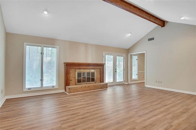 Building Photo - 2052 Old Forge Way