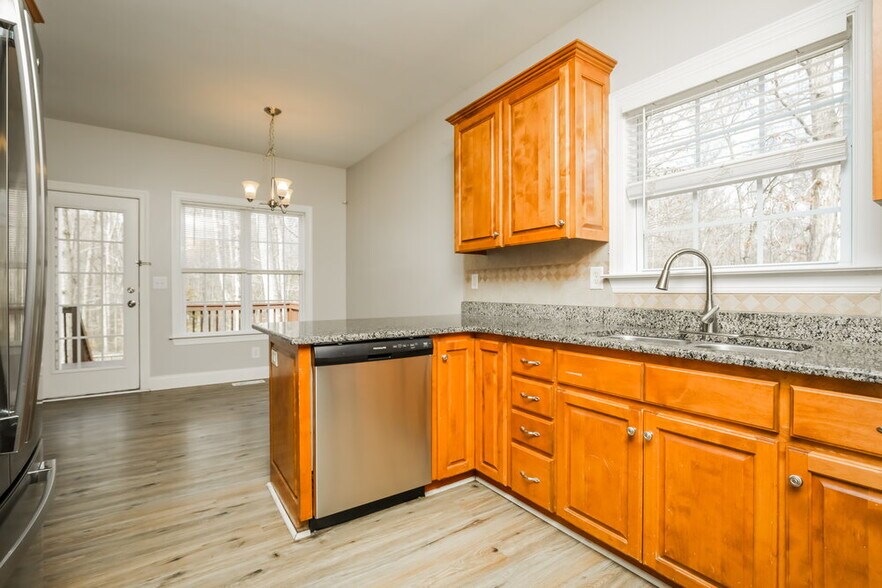 Building Photo - 49 E Trafalgar Ct