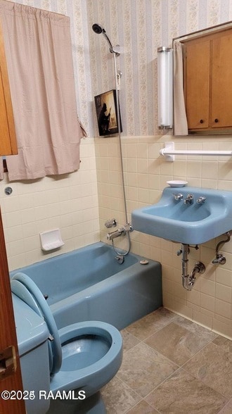 Building Photo - 330 Charlotte St