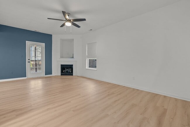 Building Photo - Modern Coastal Living in the Heart of Virginia Beach