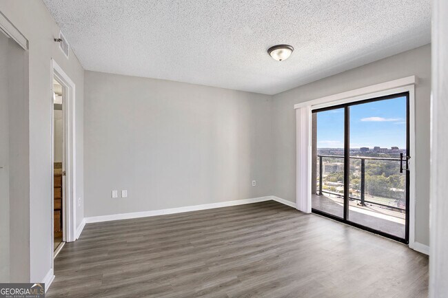 Building Photo - 1280 W Peachtree St NW