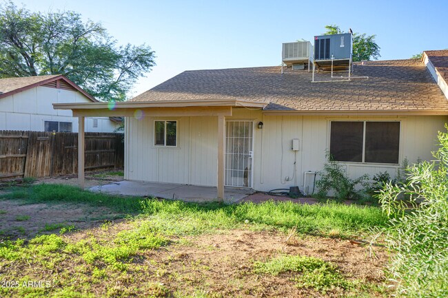 Building Photo - 5528 W Venus Way