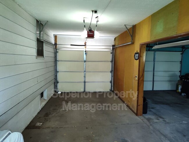 Building Photo - 803 Hot Springs Ave