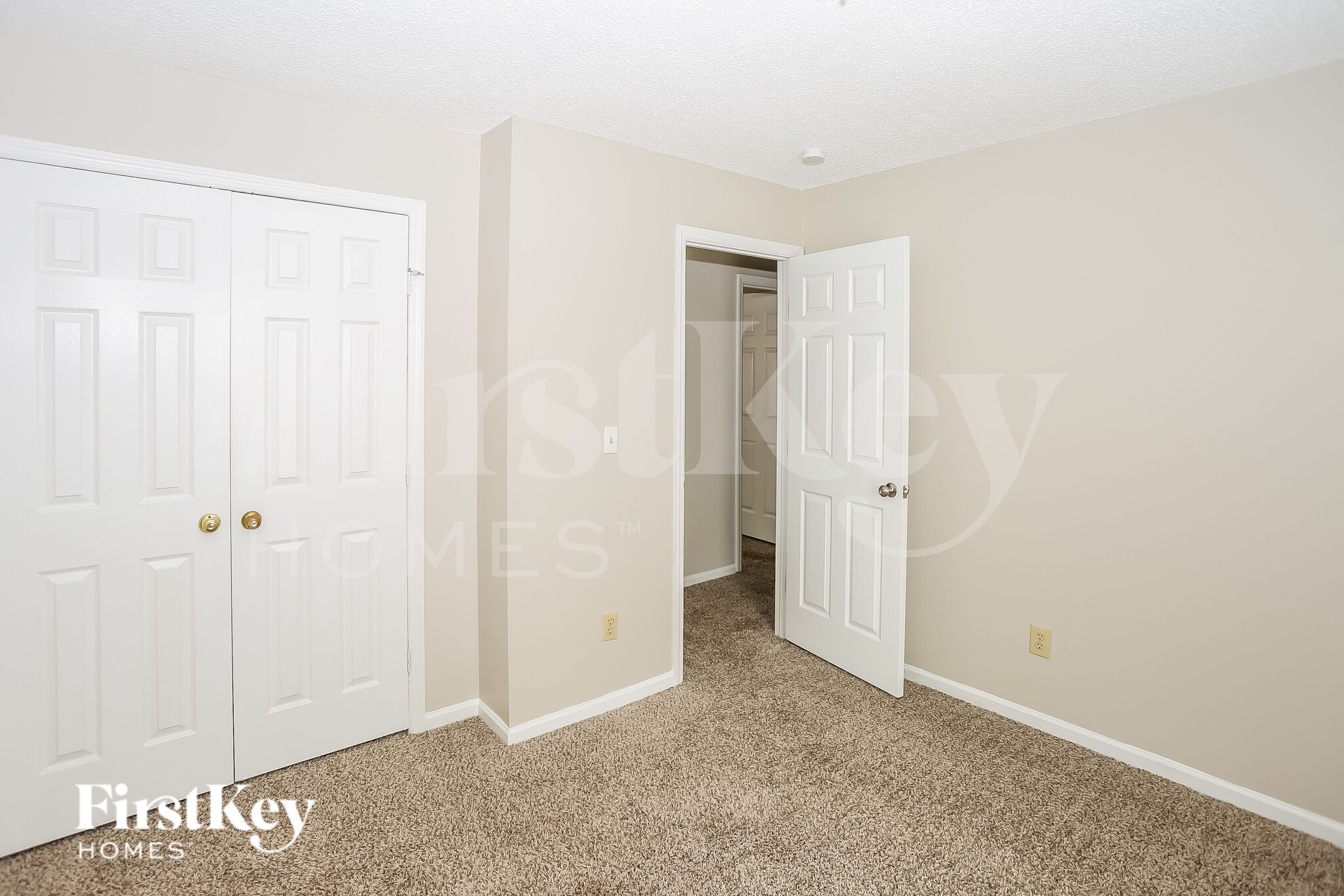 Building Photo - 9419 White Cedar Ct