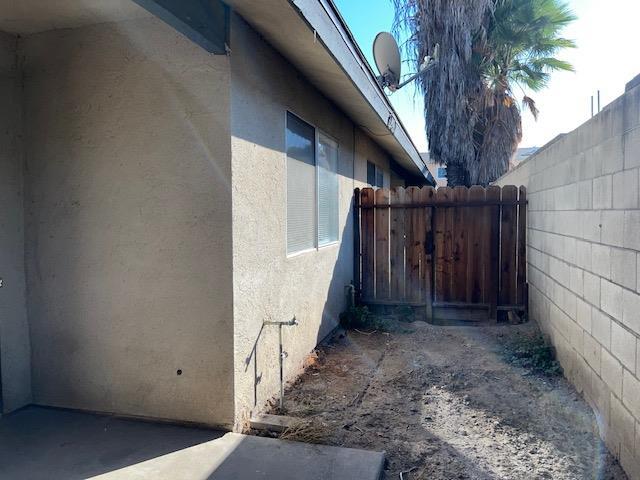 Building Photo - 40 N 19th Ave