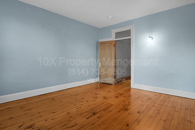 Building Photo - 317 E Kossuth St