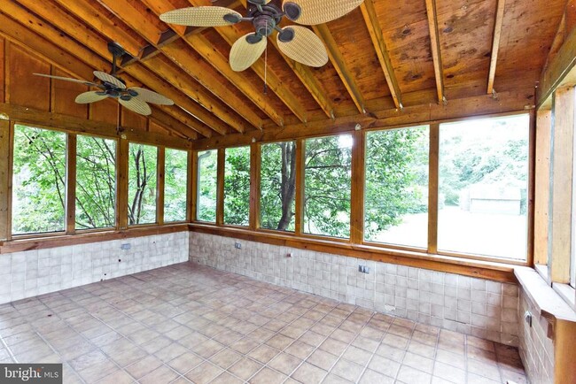 Building Photo - 4344 Old Dominion Dr