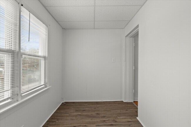 Building Photo - 8143 Knox Ave