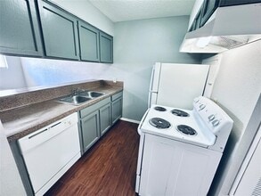 Building Photo - 3702 S 2nd St