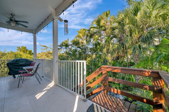 Building Photo - 28 Michiana Dr