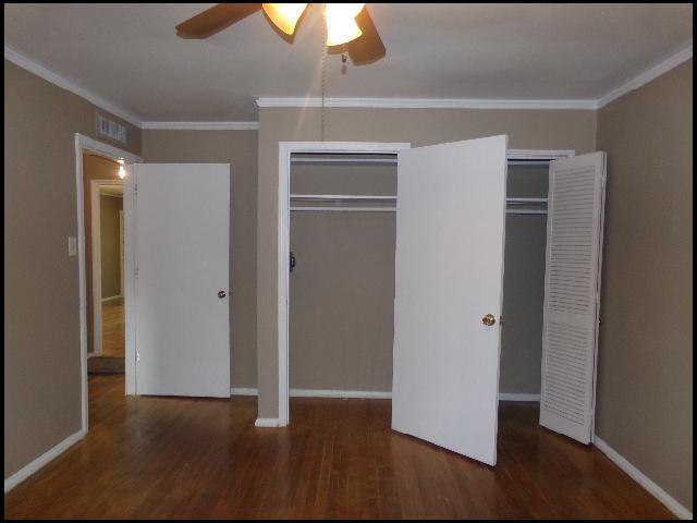 Building Photo - 6601 Kavanaugh Pl