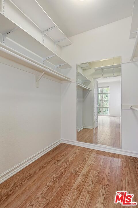 Building Photo - 211 California Ave