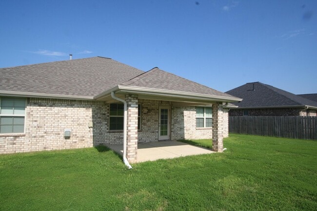 Building Photo - 3506 Sabra Ln