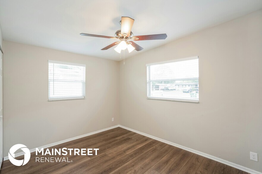 Building Photo - 8716 78th Pl