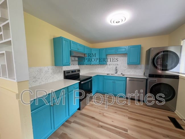 Building Photo - 5109 Mohawk Dr