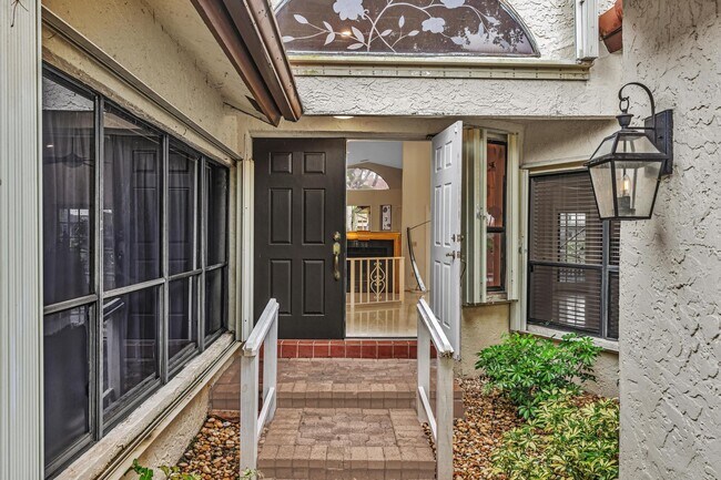 Building Photo - 22595 Esplanada Cir