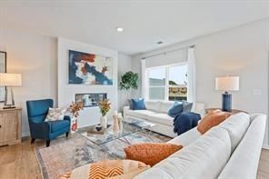 Building Photo - 5161 Sidney Square Dr