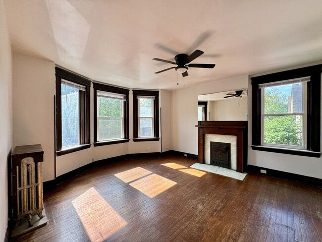 Building Photo - 301 W McMillan St