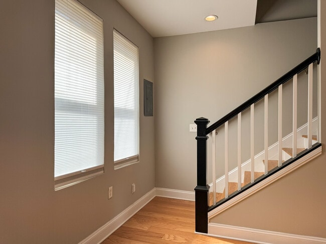 Building Photo - 1838 Capitol Ave NE