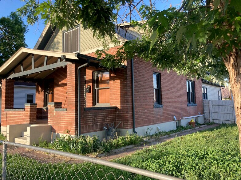 Primary Photo - 4404 Sherman St