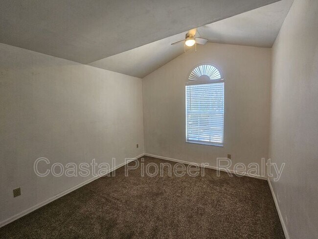 Building Photo - 5124 Sterling Manor Dr