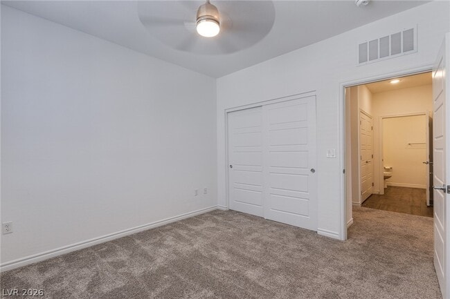Building Photo - 2555 Hampton Rd
