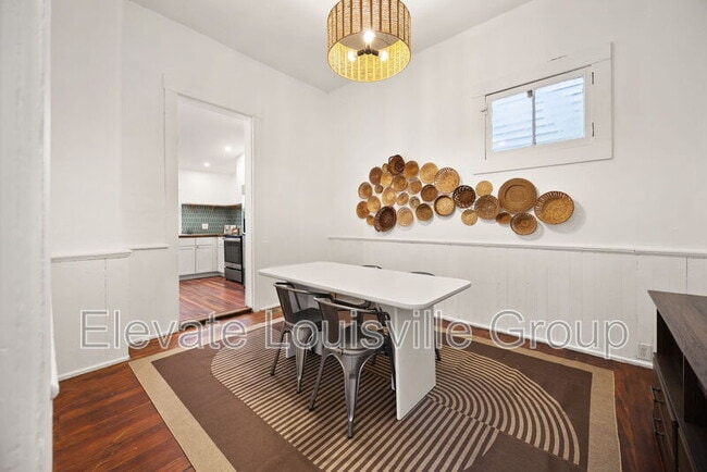 Building Photo - 915 S Shelby St