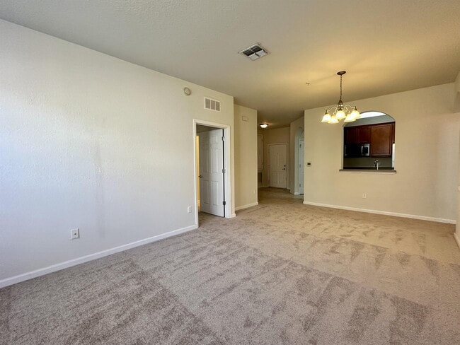 Building Photo - 3338 Robert Trent Jones Dr