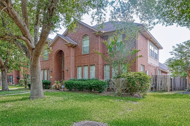 Building Photo - 6806 Rhodes Ct