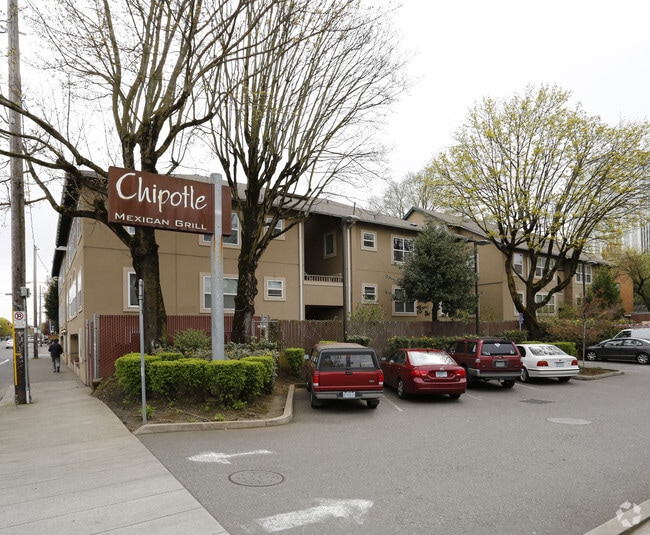 Building Photo - Westcott Court Apartments