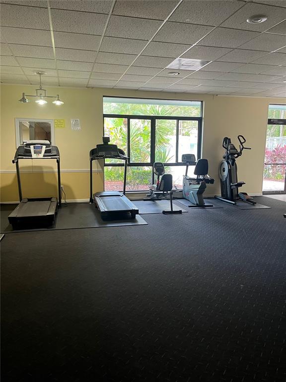 Building Photo - 3300 Fox Chase Cir